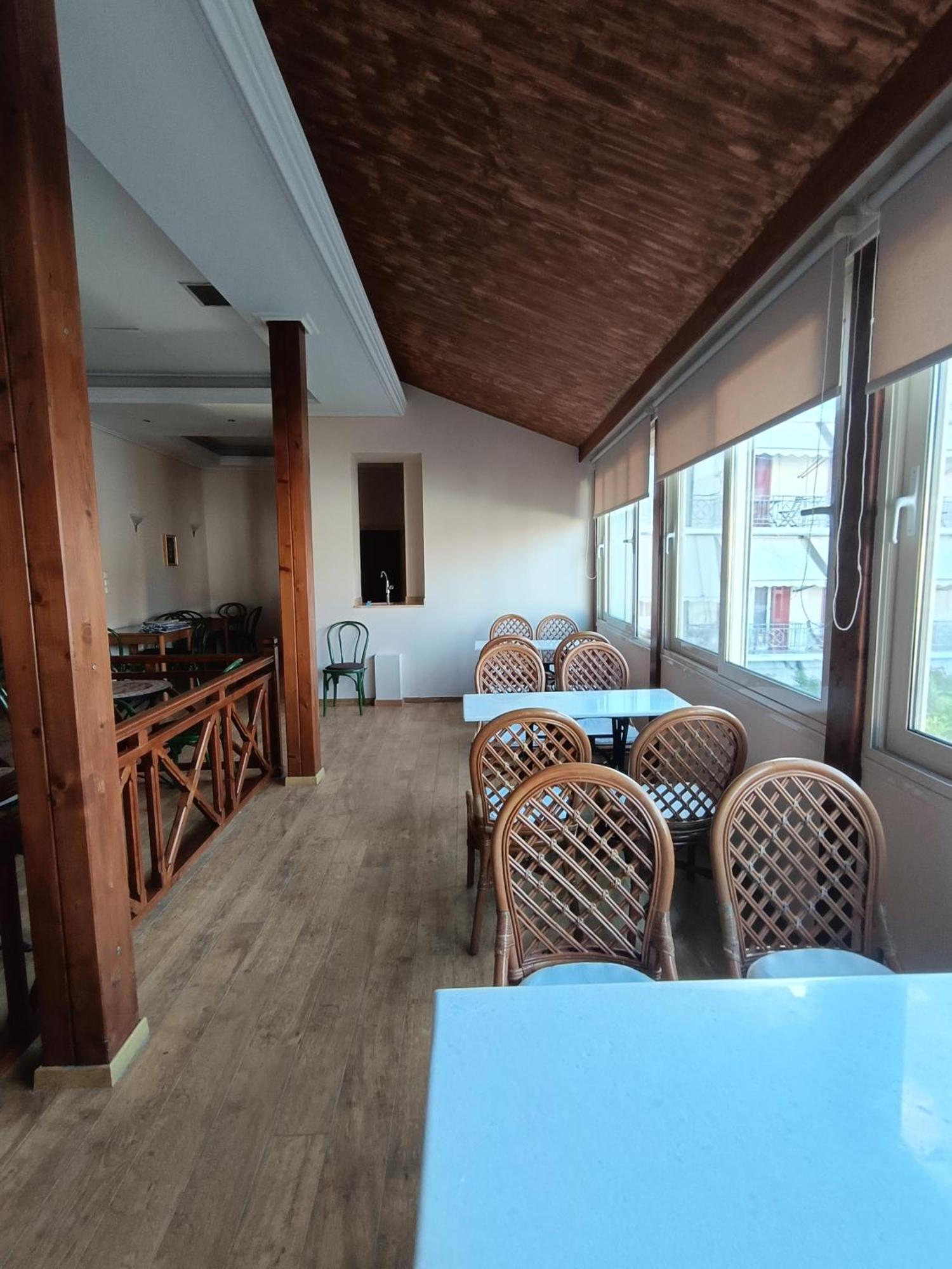 Anesis Hotel 루트라 에디프수 외부 사진